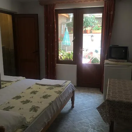 Georgievi Guest house Ravda